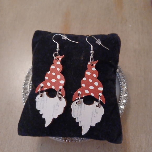 Red & White Santa Gnome Holiday Christmas Dangle Drop Earrings - Picture 6 of 8